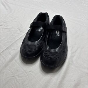 Mushrooms Leather Mary Jane Shoes Size 8.5 M Black Comfort Walking Shoes